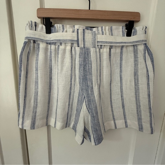 Indigo Rein Linen-Blend Paperbag Shorts Size XL Blue & White Striped - Picture 3 of 9